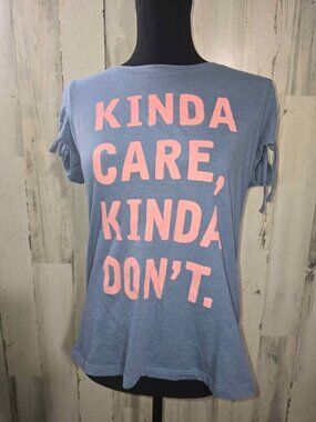 Delusional Kinda Care Kinda Don't Woman's Short Sleeve Size Medium Shirt Top